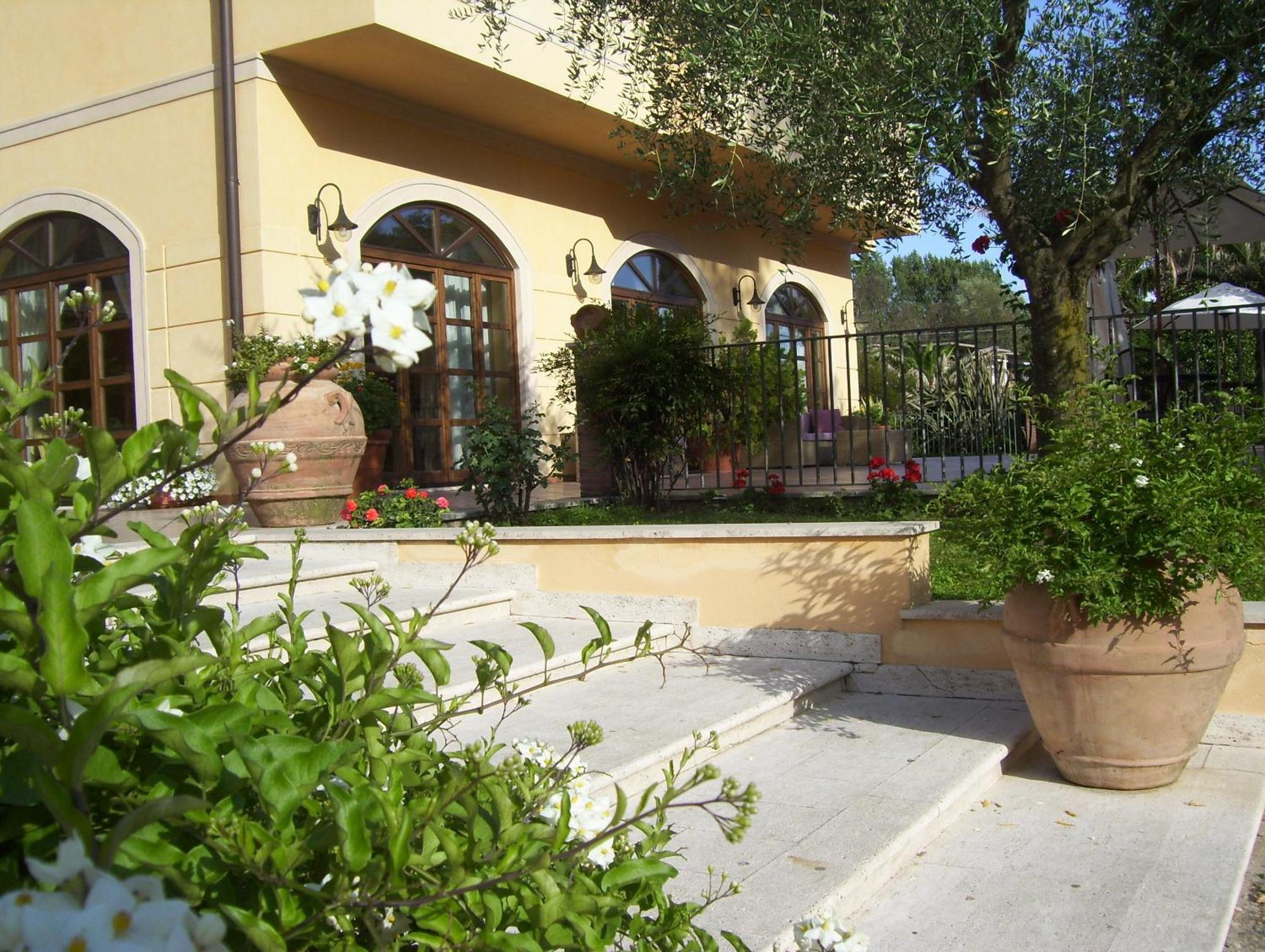 Hotel Del Sole Сора Экстерьер фото